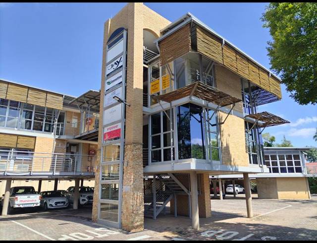 OFFICE FOR SALE IN MENLYN